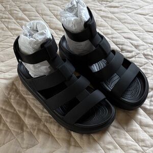 Crocs Brooklyn Luxe Gladiator Platform Sandals